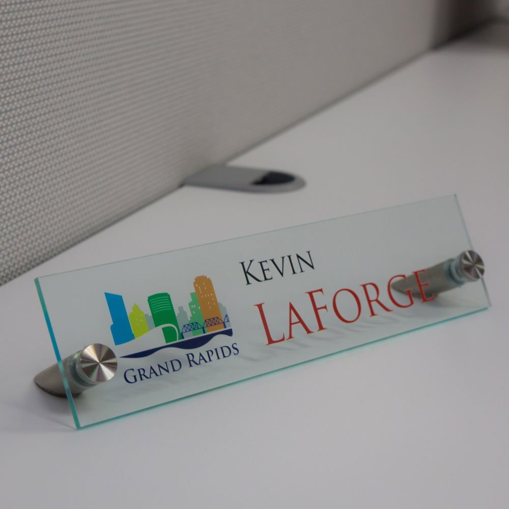 Acrylic Name Plates For Offices Printed In Full Color Napnameplates Com