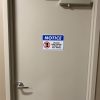 10" x 7" Notice Keep Door Closed Vinyl Sign - Image 2