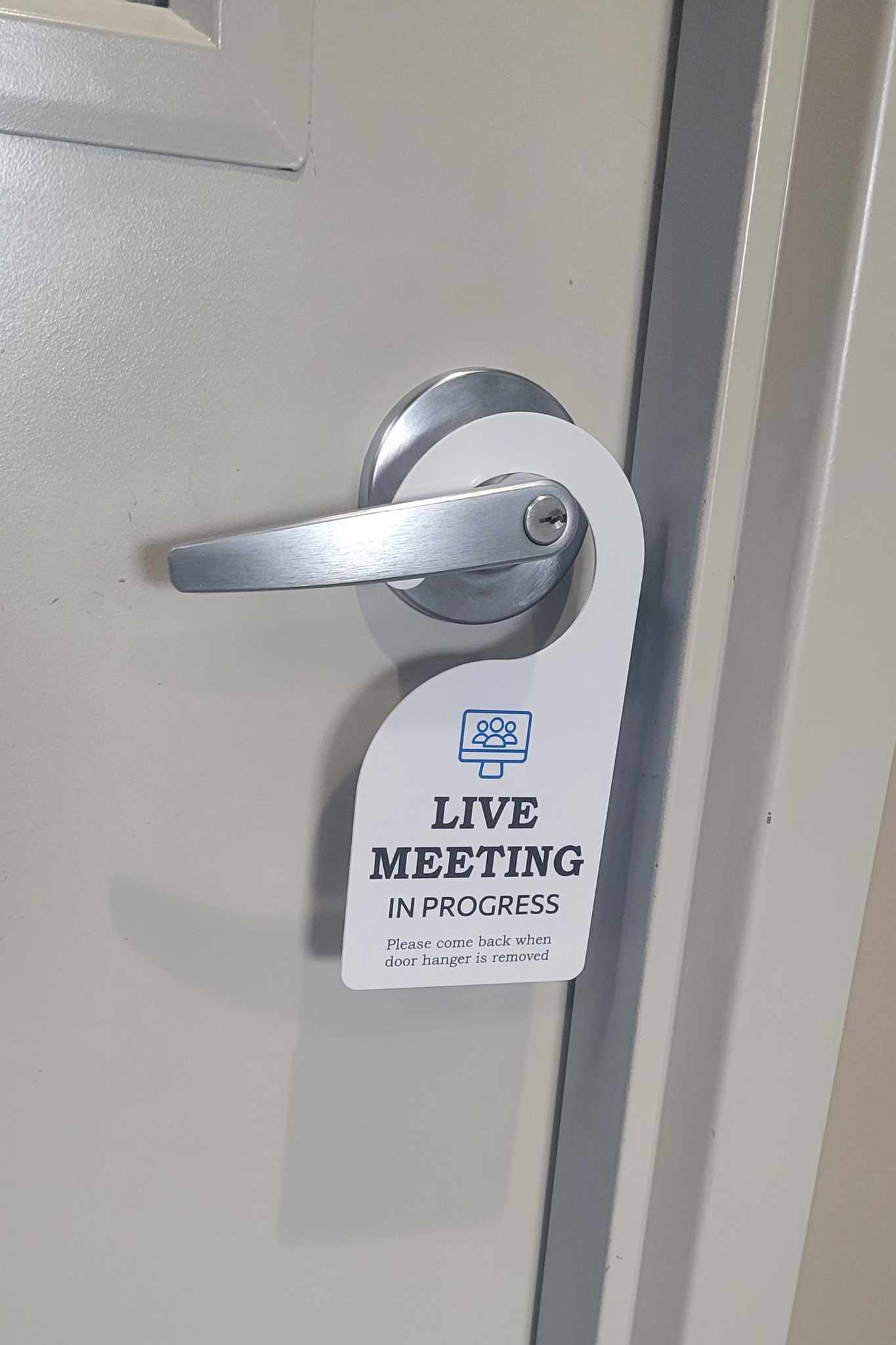 Live Meeting in Progress Hanging Door Sign, 5 Pack - Image 2